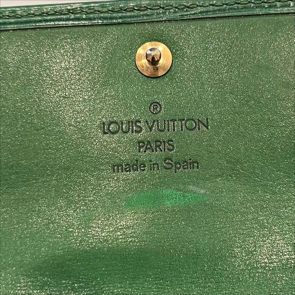 Wallet Louis Vuitton Epi Long Wallet in Green - Picture 6 of 8